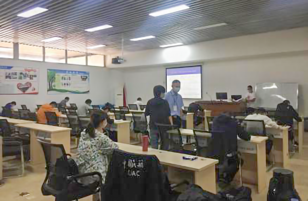 1601018146497103.png 民航特有工種職業(yè)技能鑒定工作在綿陽機(jī)場(chǎng)順利舉行.png