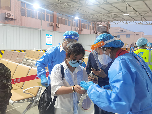 1672986389118535.jpg 4841672985730_.pic_hd.jpg