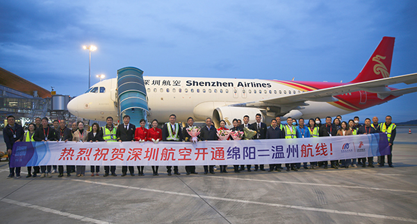 1679839991134693.jpg 661679831038_.pic_hd.jpg